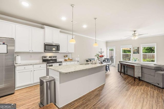 5104 Fox Den Road, Oakwood, GA 30566