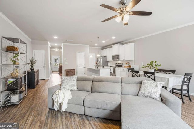 5104 Fox Den Road, Oakwood, GA 30566