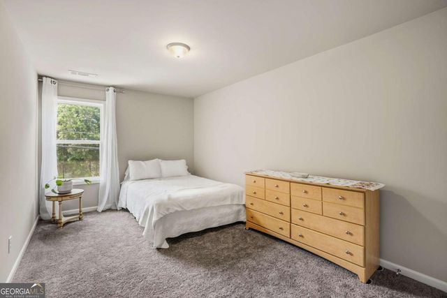 5104 Fox Den Road, Oakwood, GA 30566