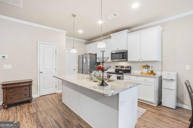 5104 Fox Den Road, Oakwood, GA 30566