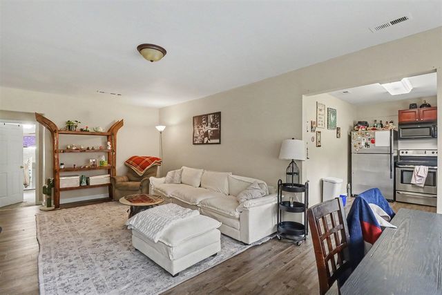 351 S Mansfield Street, Ypsilanti, MI 48197