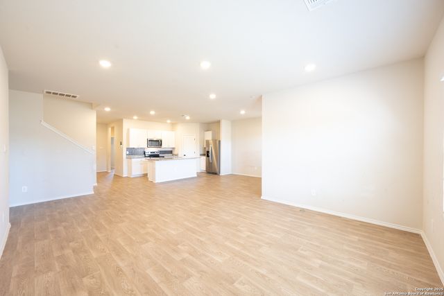 560 Chaco Loop, Seguin, TX 78155