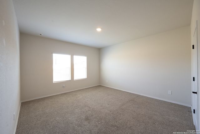 560 Chaco Loop, Seguin, TX 78155