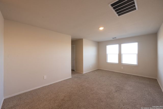 560 Chaco Loop, Seguin, TX 78155