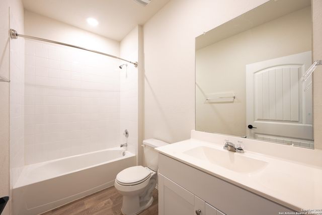 560 Chaco Loop, Seguin, TX 78155