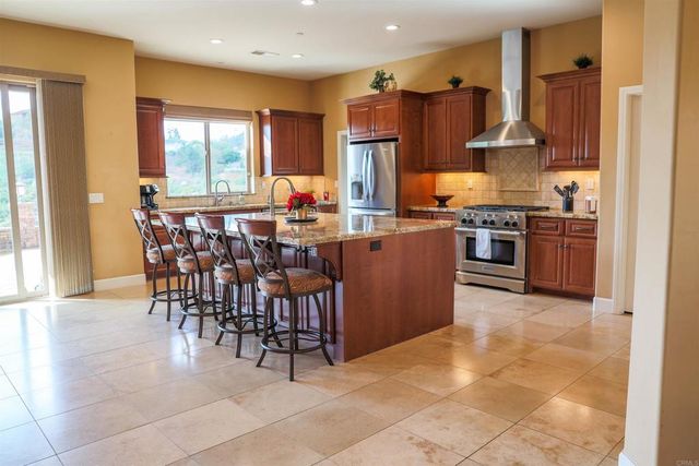 849 Singing Ridge Road, El Cajon, CA 92019