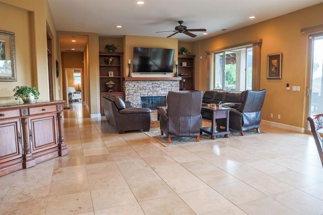 849 Singing Ridge Road, El Cajon, CA 92019