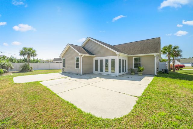 568 Cottage Oaks Circle, Myrtle Beach, SC 29588