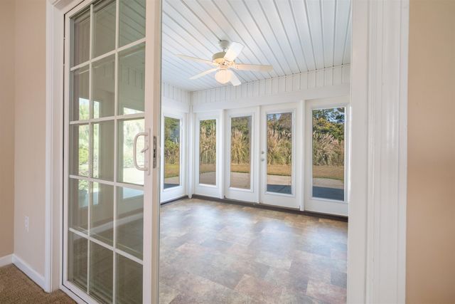 568 Cottage Oaks Circle, Myrtle Beach, SC 29588