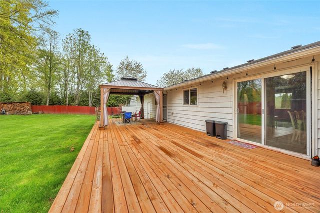 18002 19th Avenue NE, Arlington, WA 98223