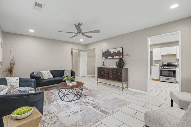 7705 Hannett Avenue NE, Albuquerque, NM 87110