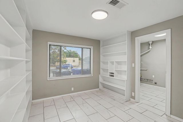 7705 Hannett Avenue NE, Albuquerque, NM 87110