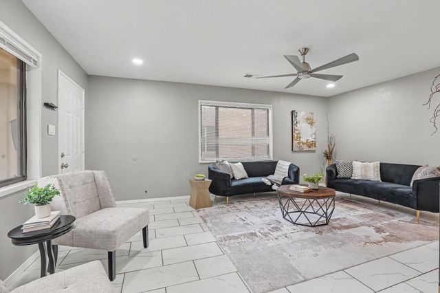 7705 Hannett Avenue NE, Albuquerque, NM 87110