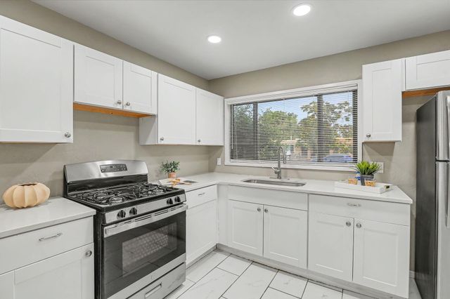 7705 Hannett Avenue NE, Albuquerque, NM 87110