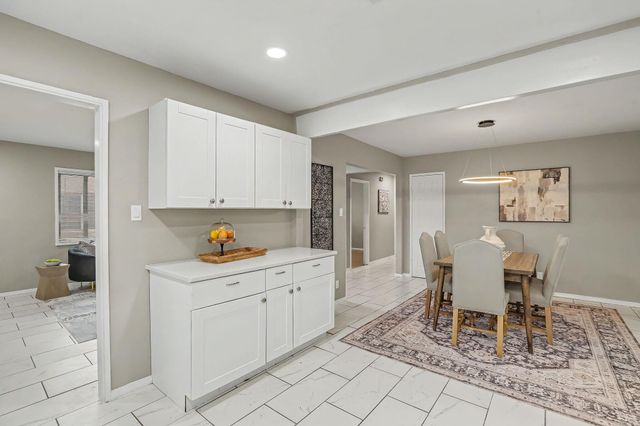 7705 Hannett Avenue NE, Albuquerque, NM 87110