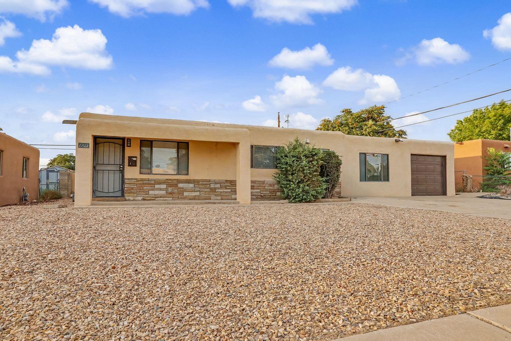 7705 Hannett Avenue NE, Albuquerque, NM 87110