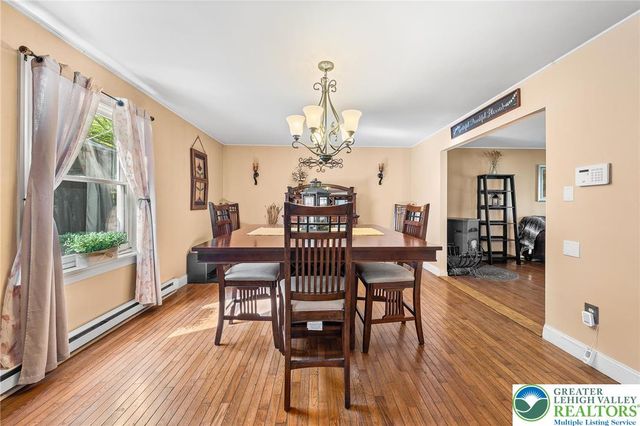 467 Pheasant Road, Ross Twp, PA 18353