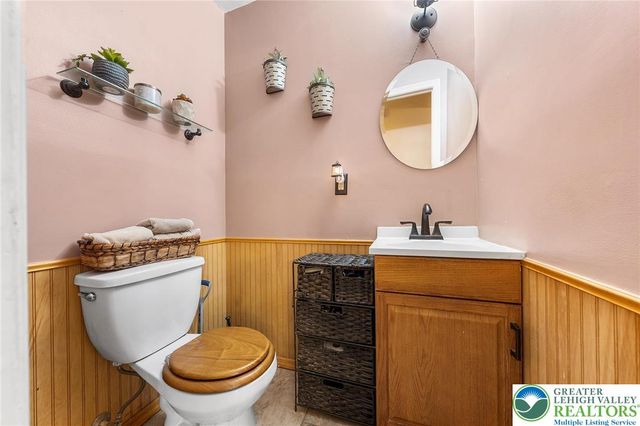 467 Pheasant Road, Ross Twp, PA 18353