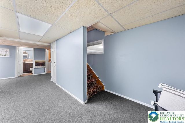 467 Pheasant Road, Ross Twp, PA 18353