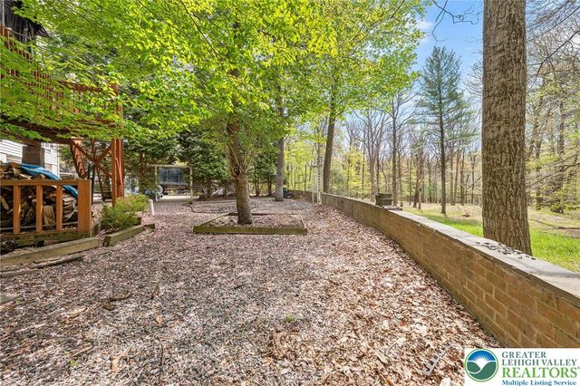 467 Pheasant Road, Ross Twp, PA 18353