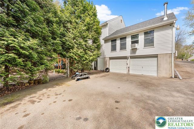 467 Pheasant Road, Ross Twp, PA 18353