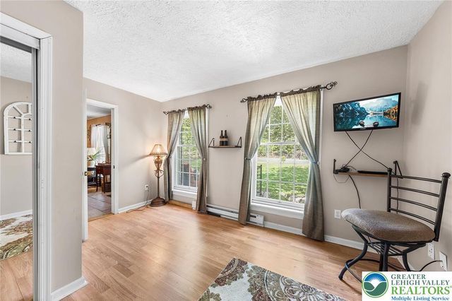 467 Pheasant Road, Ross Twp, PA 18353
