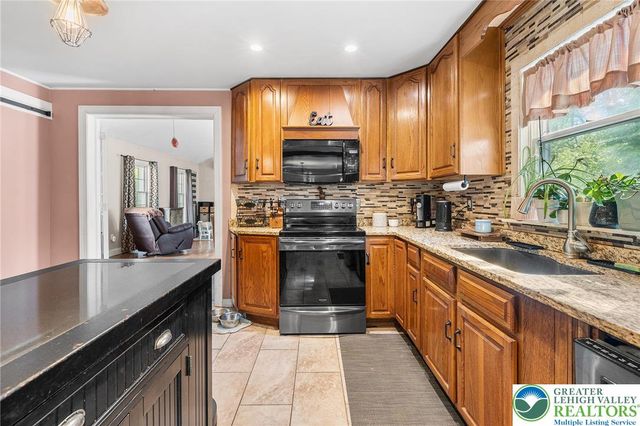 467 Pheasant Road, Ross Twp, PA 18353