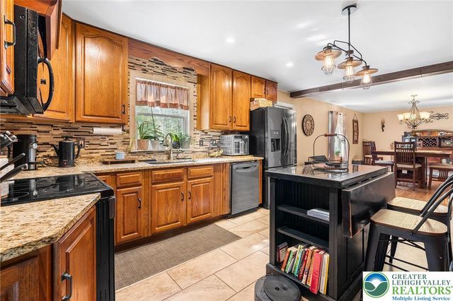 467 Pheasant Road, Ross Twp, PA 18353
