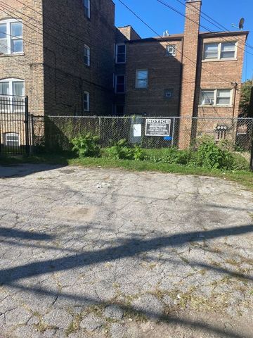 7637 S Essex Avenue 2, Chicago, IL 60649