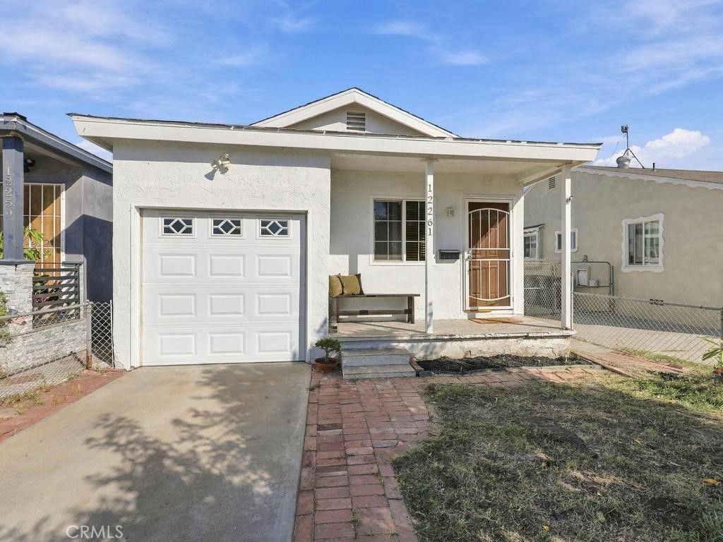 12261 211 Street, Lakewood, CA 90715 — photo 3