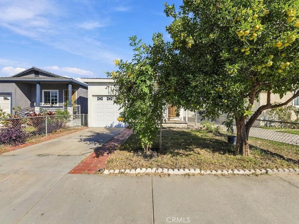 12261 211 Street, Lakewood, CA 90715 — photo 4