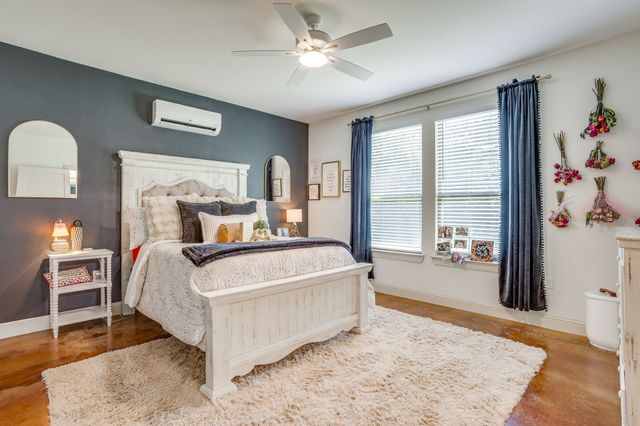 1142 County Road 337, Glen Rose, TX 76043
