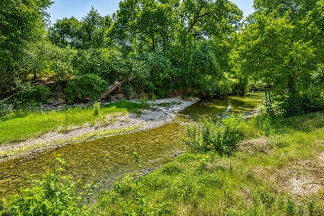1142 County Road 337, Glen Rose, TX 76043