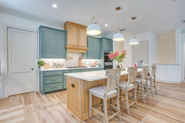 1142 County Road 337, Glen Rose, TX 76043