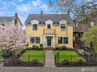 5260 18th Avenue NE, Seattle, WA 98105