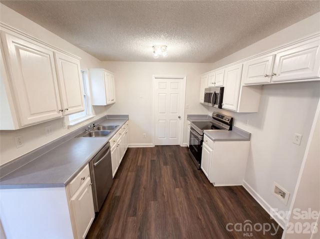 6018 Bryant Lane, Waxhaw, NC 28173