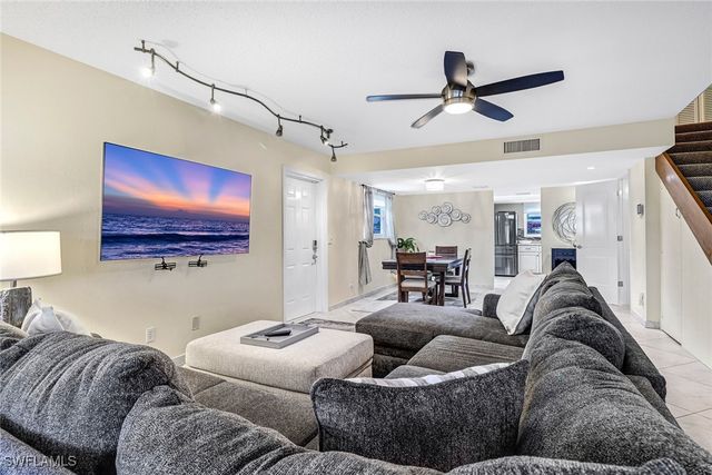 185 Cypress WAY E A-106, Naples, FL 34110