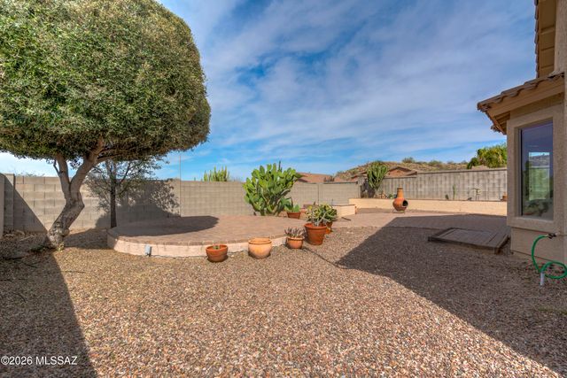 60594 E Blackcrest Loop, Tucson, AZ 85739
