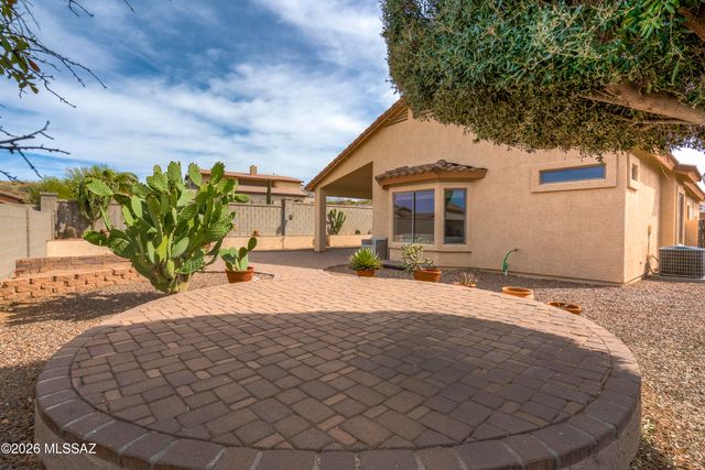 60594 E Blackcrest Loop, Tucson, AZ 85739