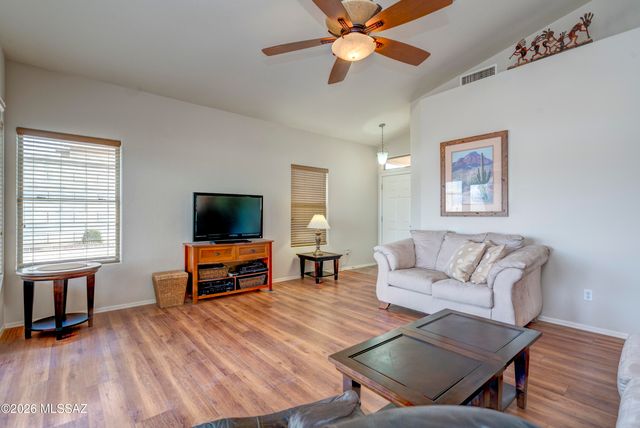 60594 E Blackcrest Loop, Tucson, AZ 85739