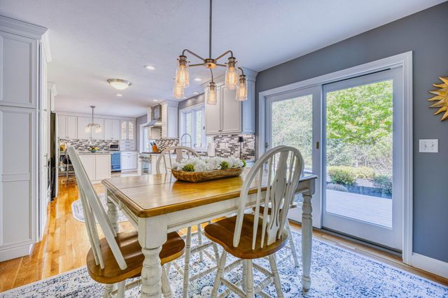 19 Bonnies Way, Hampstead, NH 03841