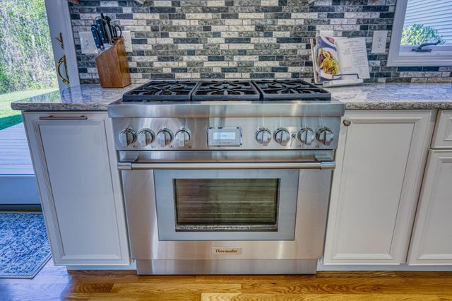 19 Bonnies Way, Hampstead, NH 03841