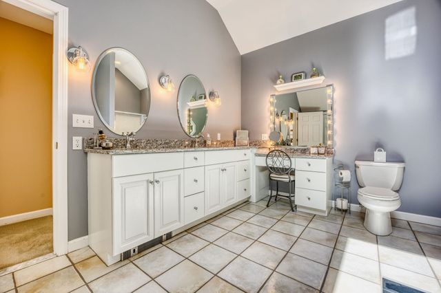 19 Bonnies Way, Hampstead, NH 03841