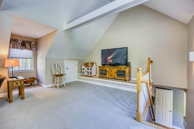 19 Bonnies Way, Hampstead, NH 03841