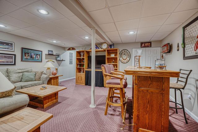 19 Bonnies Way, Hampstead, NH 03841
