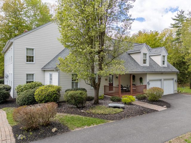 19 Bonnies Way, Hampstead, NH 03841