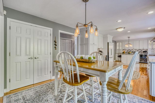 19 Bonnies Way, Hampstead, NH 03841