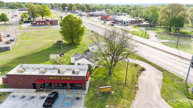 100 HOLLY GROVE RD, Covington, TN 38019