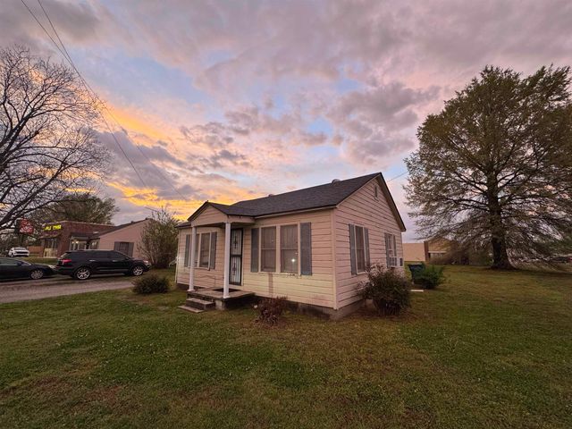 100 HOLLY GROVE RD, Covington, TN 38019