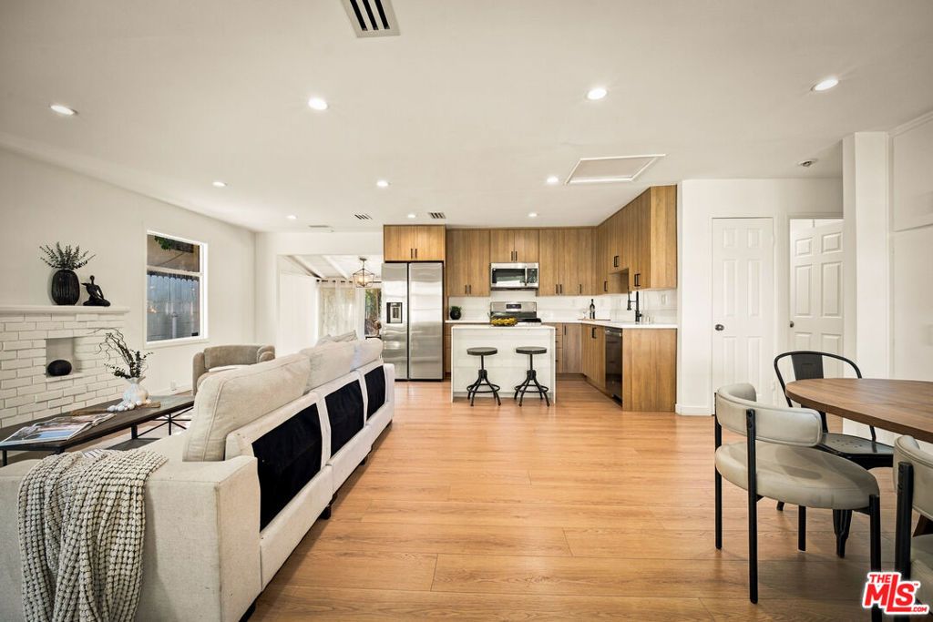 6251 Alcove Avenue, North Hollywood, CA 91606 — photo 4